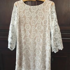 TAHARI. AUTHUR & LEVINE WHITE LACE DRESS